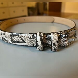 Banana Republic Women’s Leather Snakeskin Animal Print Skinny Belt in XS